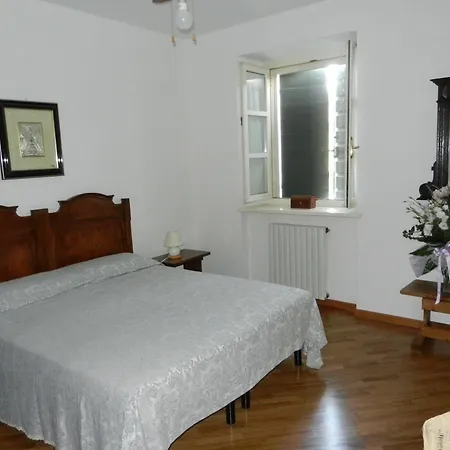 Bed & Breakfast Pegaso Acomodação com café da manhã Valeggio sul Mincio Exterior foto